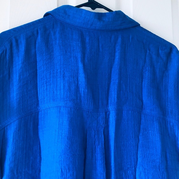 Solid Fold Sleeves Button Down In Royal Blue - Picture 9 of 9